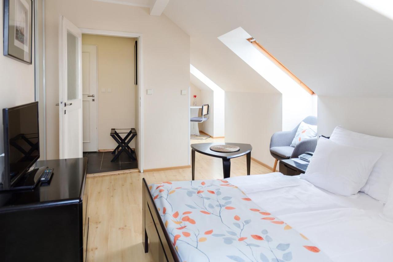 Hotel Orion Πράγα Εξωτερικό φωτογραφία