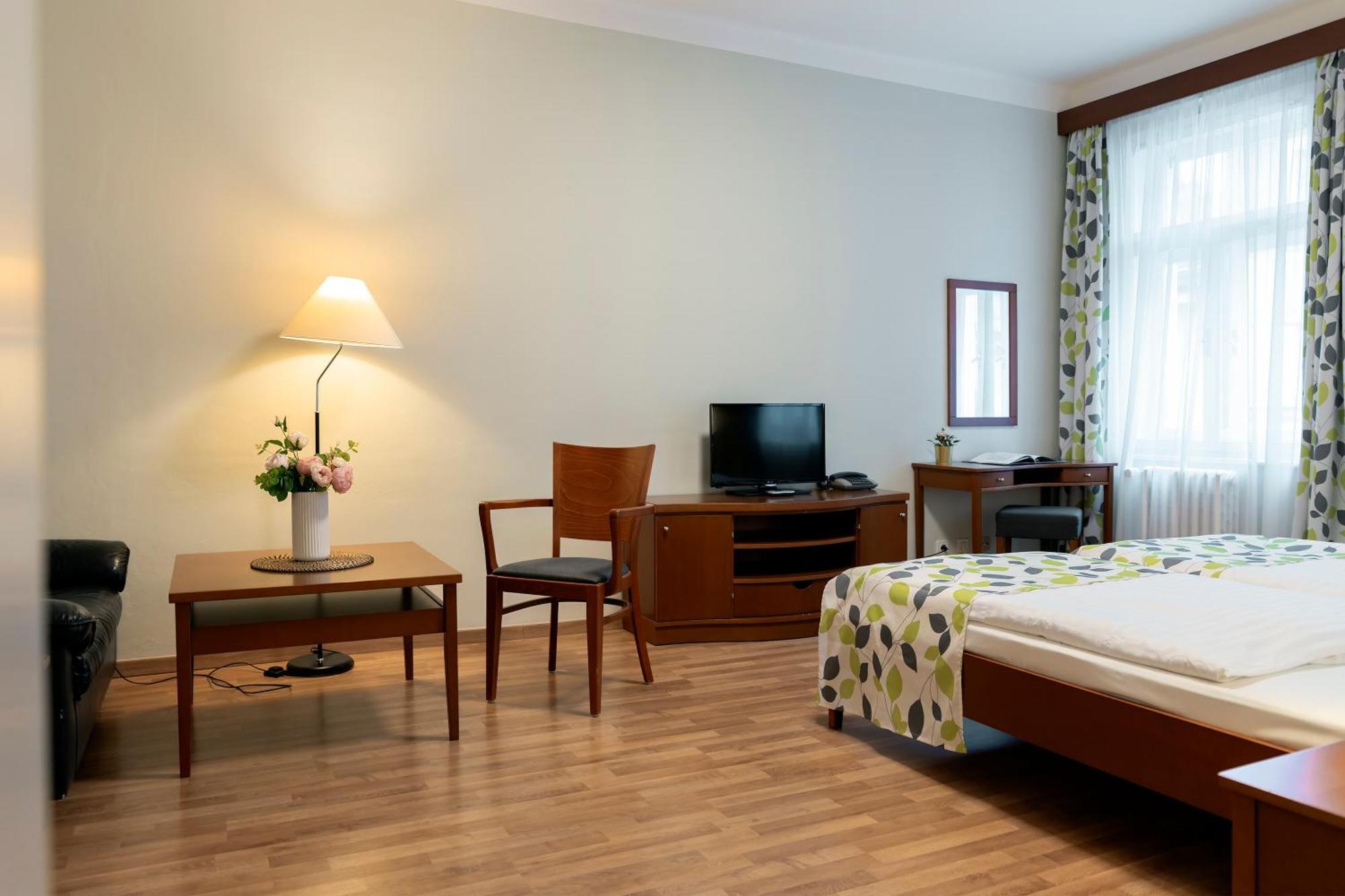 Hotel Orion Πράγα Εξωτερικό φωτογραφία