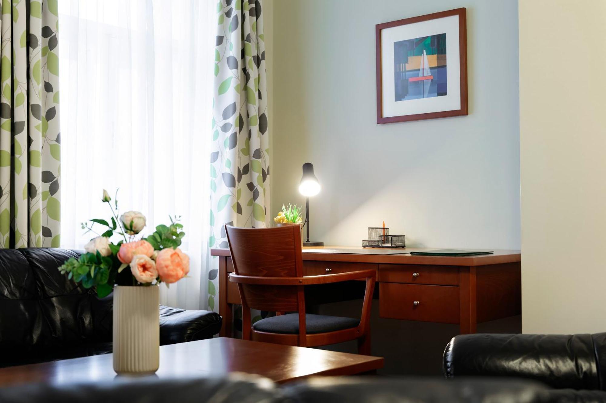 Hotel Orion Πράγα Εξωτερικό φωτογραφία