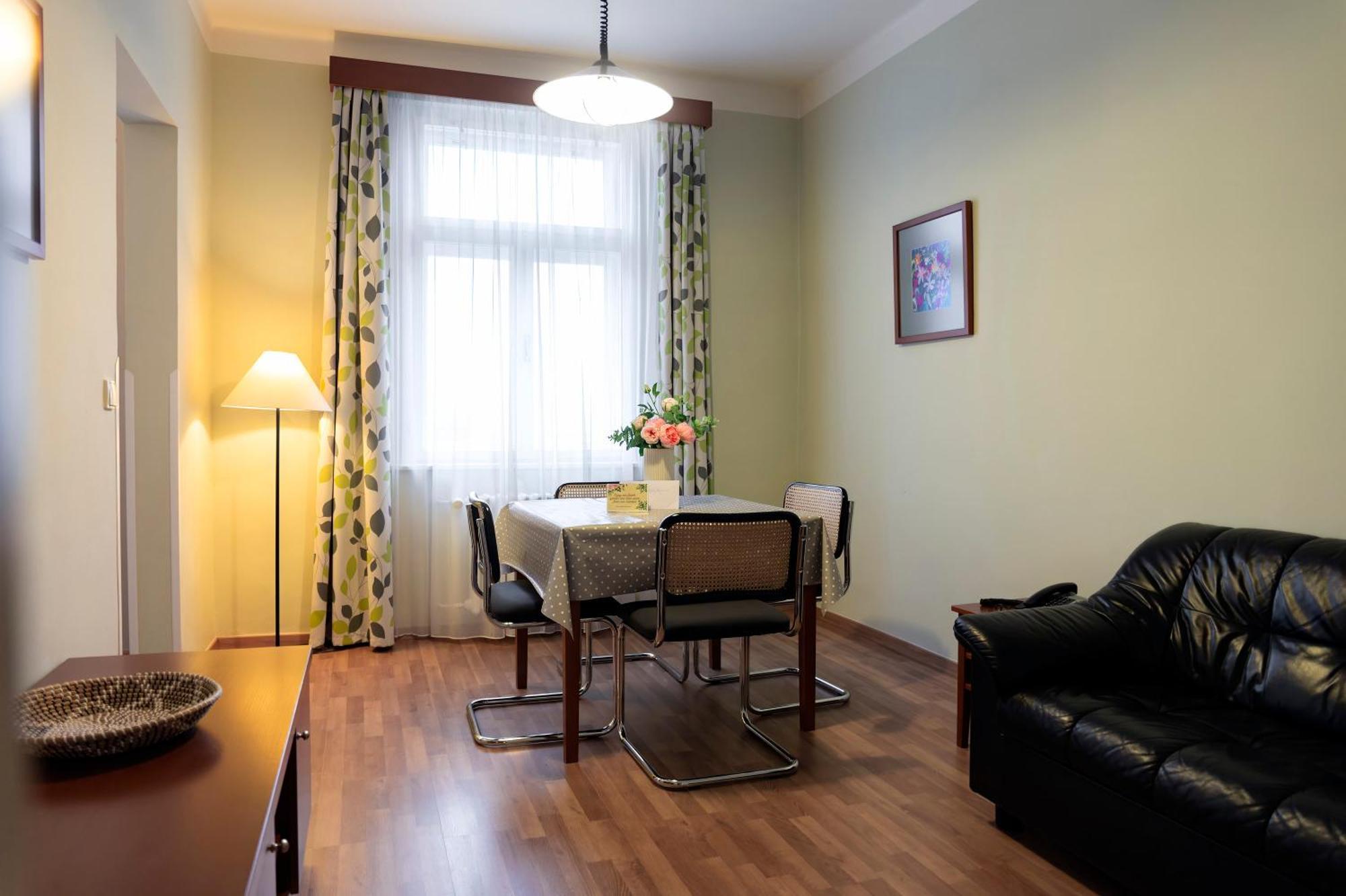 Hotel Orion Πράγα Εξωτερικό φωτογραφία